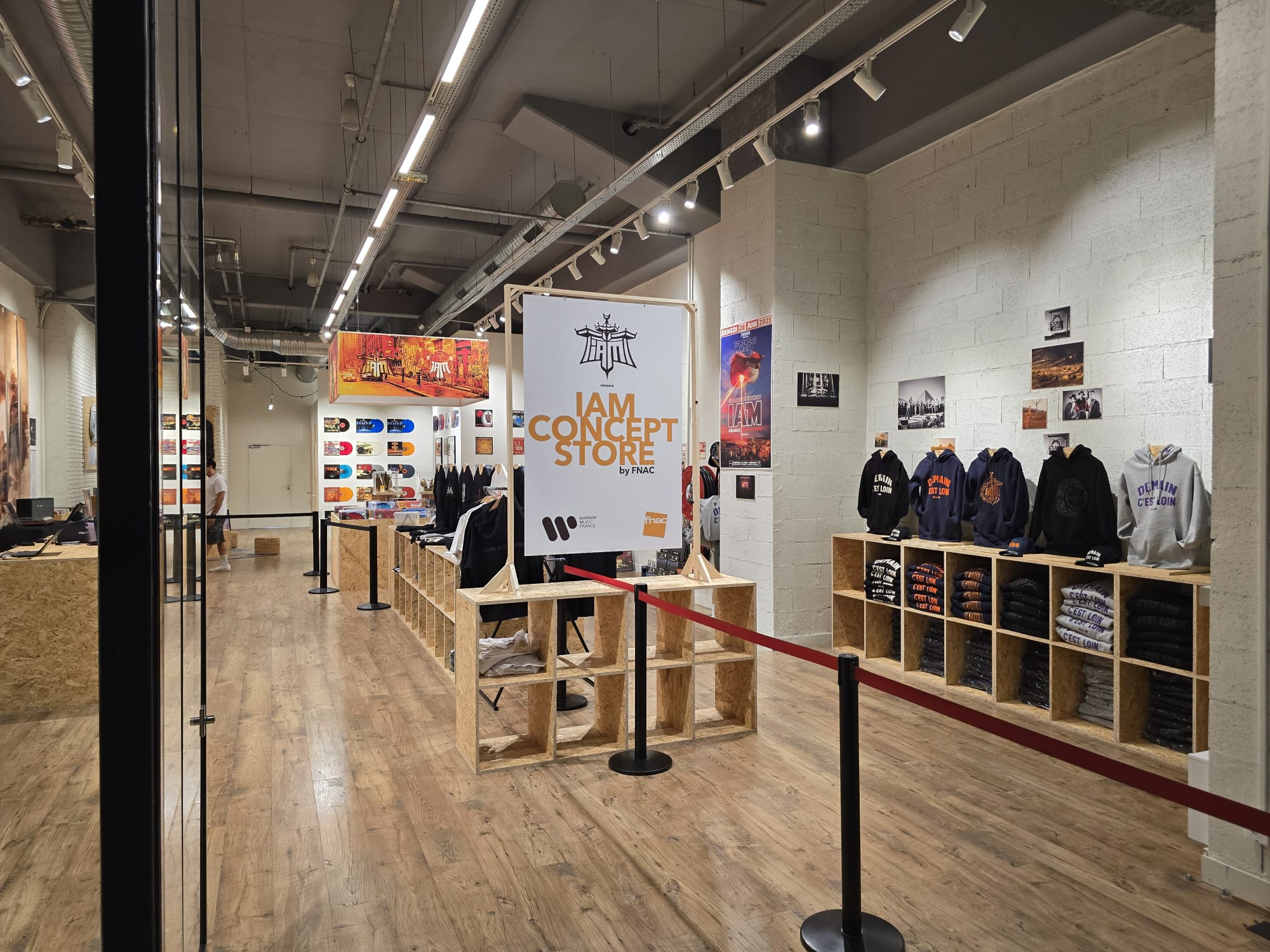 Popup store du groupe IAM réalisé par the Shaperz